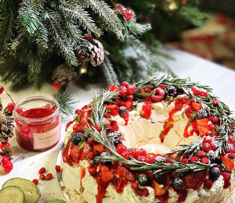 Pavlova wreath, Christmas