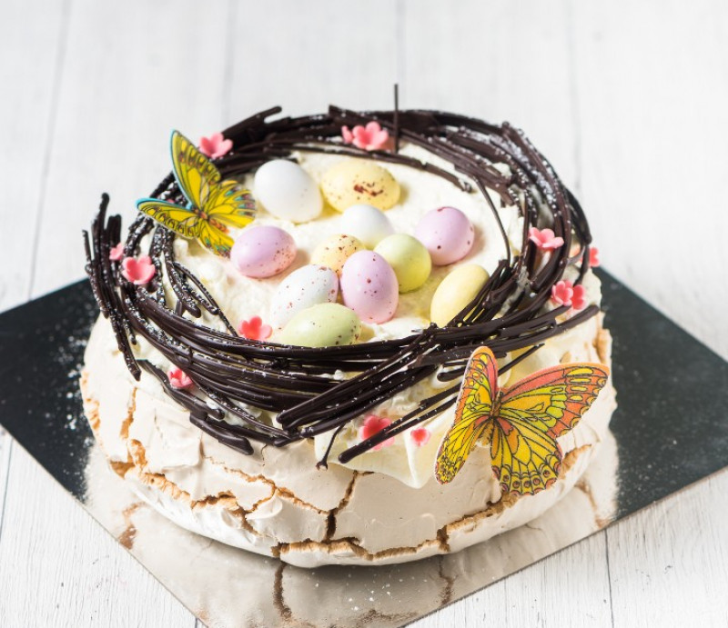 Pavlova tort, Lihavõttepühade, 700g