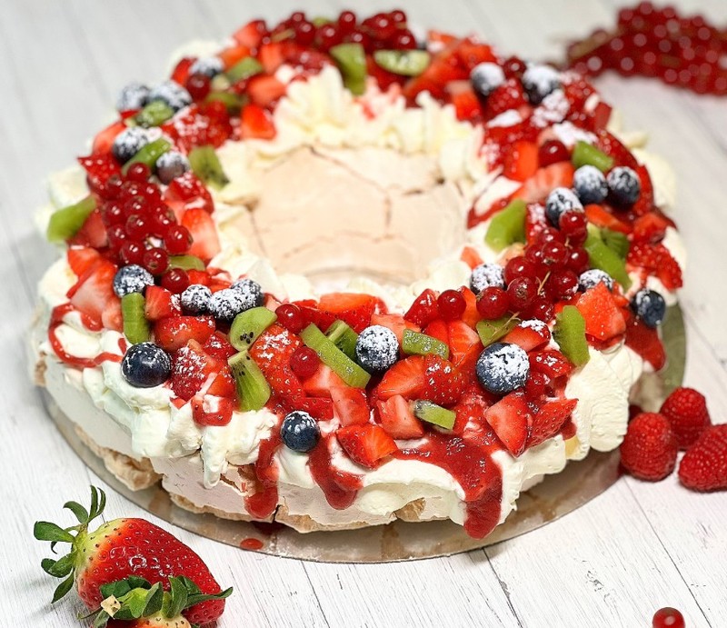 Pavlova pärg, marjade mix, 1.2kg